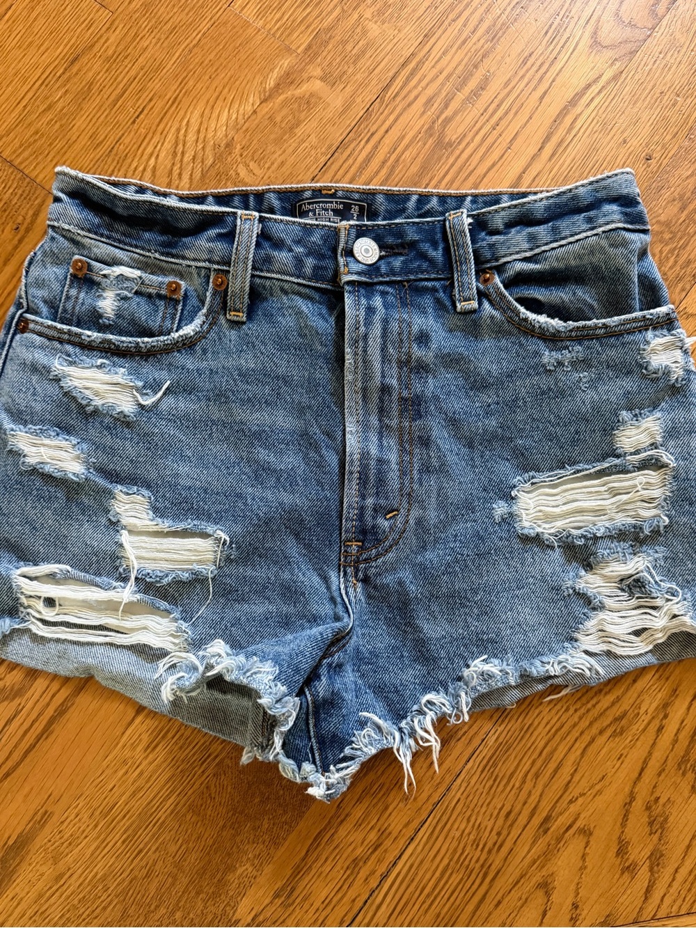 Abercrombie & Fitch High-Rise Distressed Denim Shorts - Blue Sz 26/2